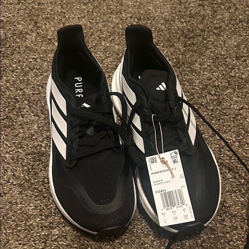Adidas Men's Black and White Athletic Shoes